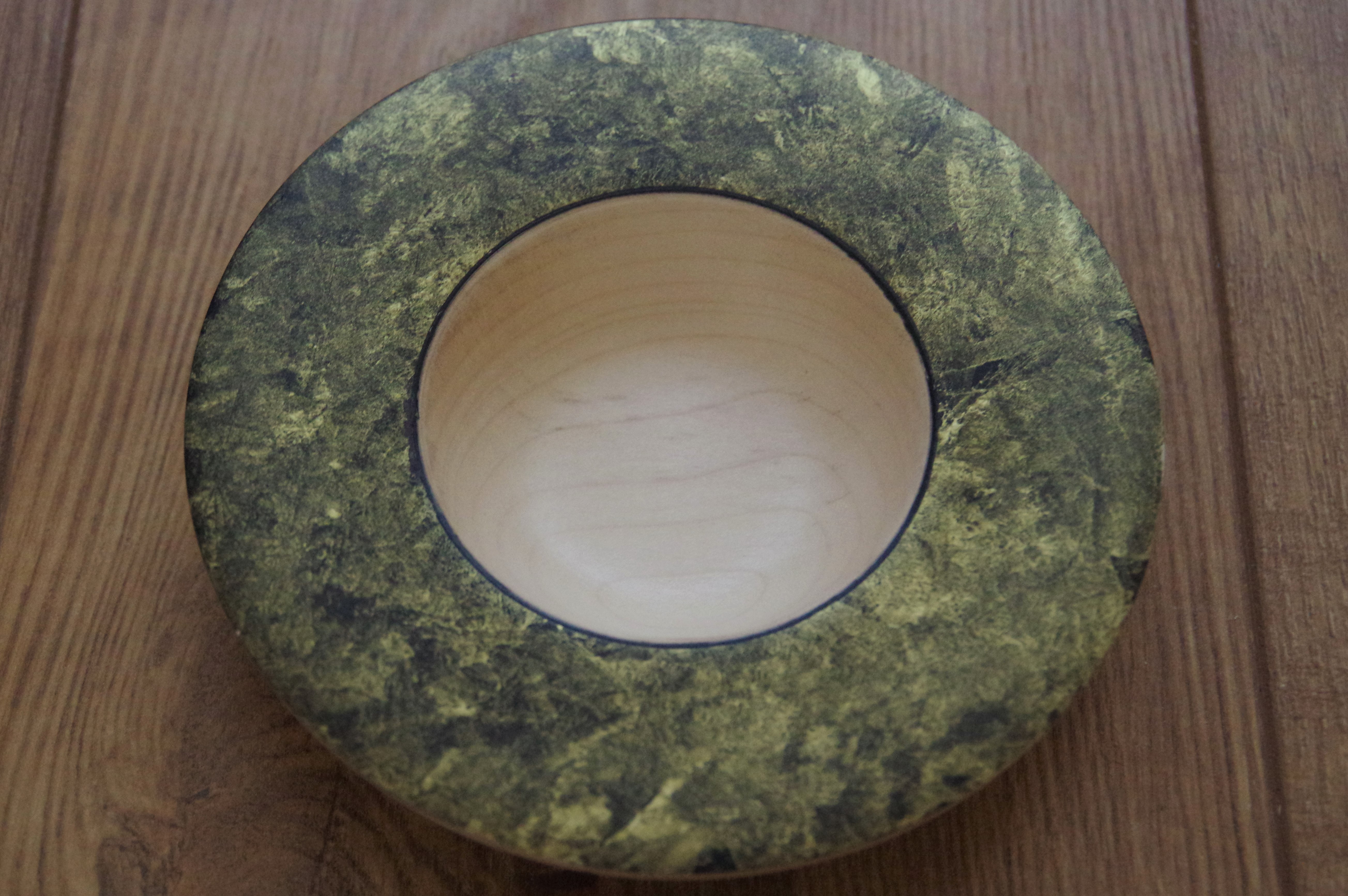 Small metallic gold painted bowl